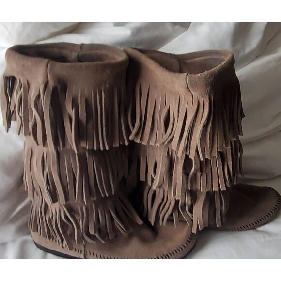 Minnetonka - Picture 11 of 12